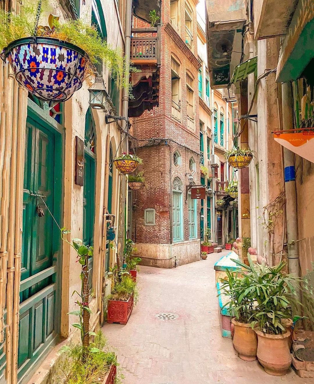 Visitor Attraction: Gali Surjan Singh and the Unique Narrow Streets Around! 2 1