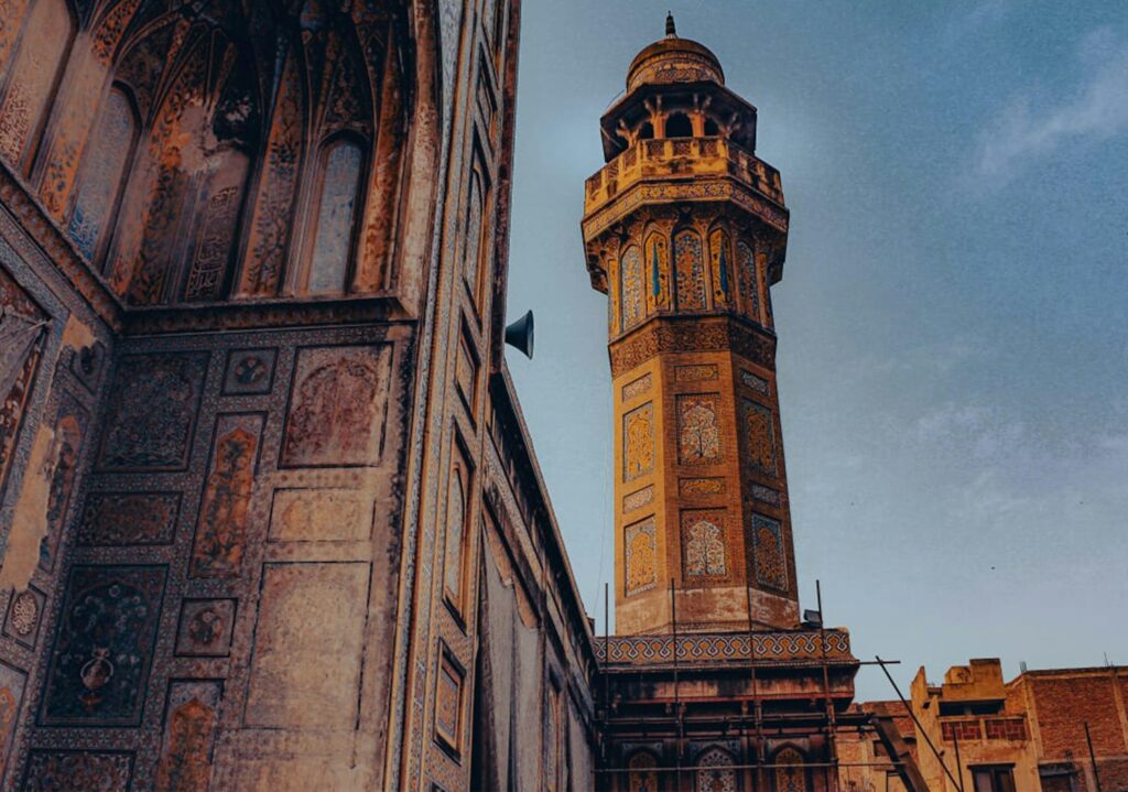 Masjid Wazir Khan